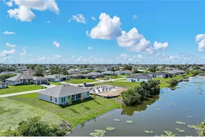 2622 NE 1st Pl, Cape Coral, FL 33909 - Photo 23