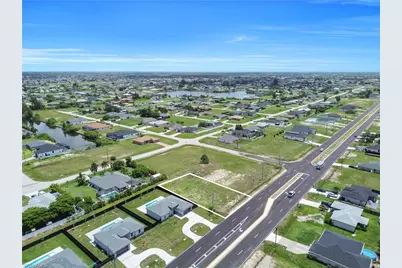 107 Diplomat Pkwy E, Cape Coral, FL 33909 - Photo 3