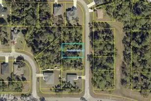 8062 Sherwood Cir, Labelle, FL 33935 - Photo 1