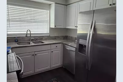 6313 Saint Andrews Cir S, Fort Myers, FL 33919 - Photo 3