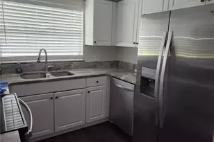 6313 St Andrews Cir S, Fort Myers, FL 33919 - Photo 3