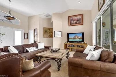 4403 SE 11th Pl, Cape Coral, FL 33904 - Photo 15