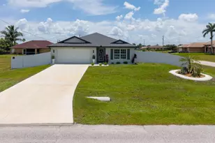 2003 NE 6th Ave, Cape Coral, FL 33909 - Photo 3