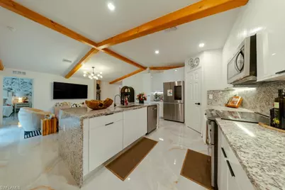 2003 NE 6th Ave, Cape Coral, FL 33909 - Photo 21
