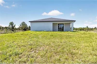 911 Panda Dr, Lehigh Acres, FL 33974 - Photo 45