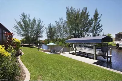 1403 SW 40th Ter, Cape Coral, FL 33914 - Photo 17