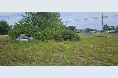 1920 NE 19th Ave, Cape Coral, FL 33909 - Photo 3