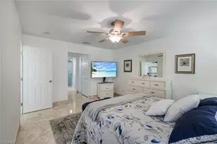 1006 NE 2nd Pl, Cape Coral, FL 33909 - Photo 23