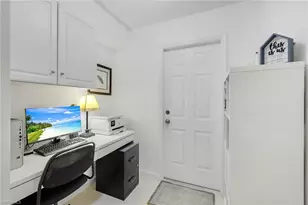 1006 NE 2nd Pl, Cape Coral, FL 33909 - Photo 29