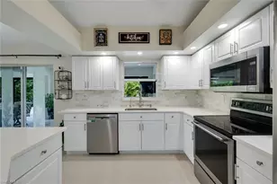 1006 NE 2nd Pl, Cape Coral, FL 33909 - Photo 13
