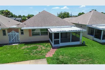 323 Dania St, Lehigh Acres, FL 33936 - Photo 7
