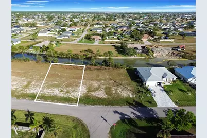 2701 NW 26th Pl, Cape Coral, FL 33993 - Photo 3