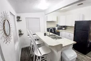 47 Cypress St, North Fort Myers, FL 33903 - Photo 3