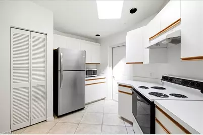 21681 Sungate Ct, Estero, FL 33928 - Photo 9