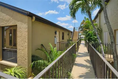 1905 SE 40th Ter #102, Cape Coral, FL 33904 - Photo 25