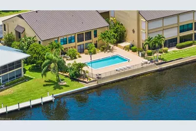 1905 SE 40th Ter #102, Cape Coral, FL 33904 - Photo 3