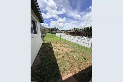 223 Aydin Ct, Fort Myers, FL 33913 - Photo 7