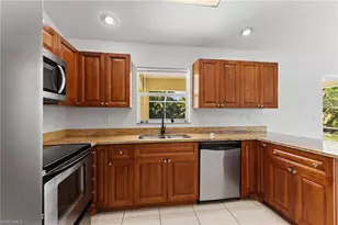 1514 NE 2nd St, Cape Coral, FL 33909 - Photo 11