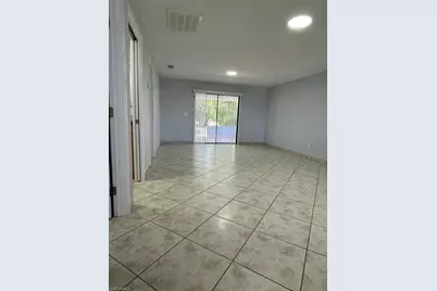 4132 SW 7th Pl #4132, Cape Coral, FL 33914 - Photo 3