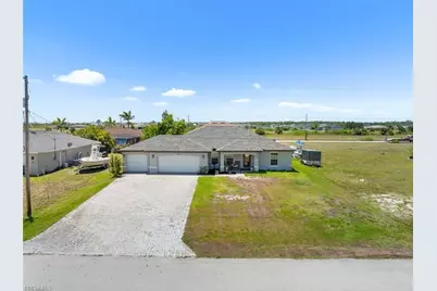 4012 NW 36th Pl, Cape Coral, FL 33993 - Photo 9