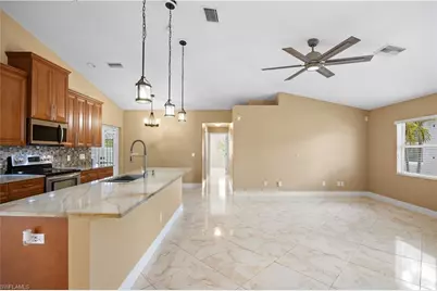 1813 SE 8th Ave, Cape Coral, FL 33990 - Photo 11