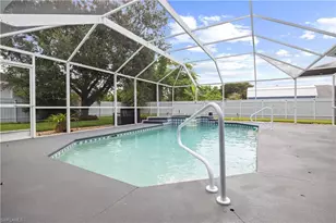 1813 SE 8th Ave, Cape Coral, FL 33990 - Photo 7