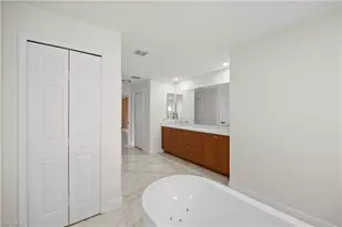 1813 SE 8th Ave, Cape Coral, FL 33990 - Photo 27