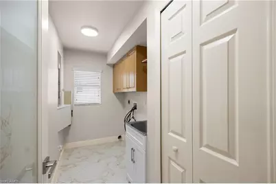 1813 SE 8th Ave, Cape Coral, FL 33990 - Photo 37