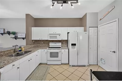 3009 Palmetto Oak Dr #103, Fort Myers, FL 33916 - Photo 9