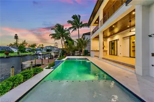 846 Cypress Lake Cir, Fort Myers, FL 33919 - Photo 3