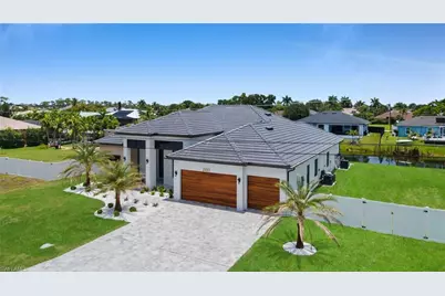 2227 SW 15th Pl, Cape Coral, FL 33991 - Photo 3