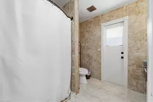 4321 SW 16th Pl, Cape Coral, FL 33914 - Photo 11