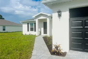 4129 NE 20th Pl, Cape Coral, FL 33909 - Photo 3
