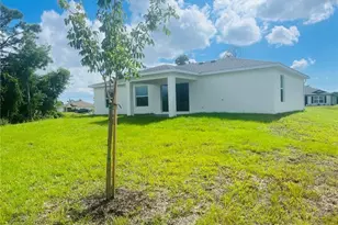 4129 NE 20th Pl, Cape Coral, FL 33909 - Photo 17