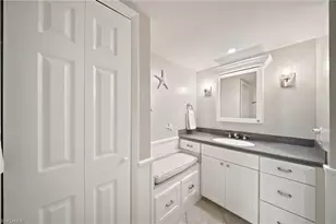 666 3rd St S, Naples, FL 34102 - Photo 19
