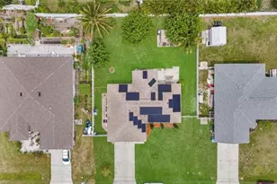 221 NE 23rd Ave, Cape Coral, FL 33909 - Photo 31