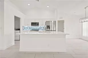 841 NE 6th Ave, Cape Coral, FL 33909 - Photo 5