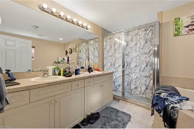 610 NE 12th St, Cape Coral, FL 33909 - Photo 17