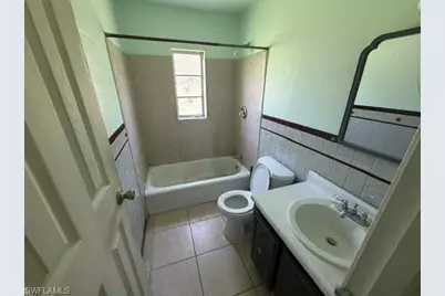 324 New York Dr, Fort Myers, FL 33905 - Photo 15