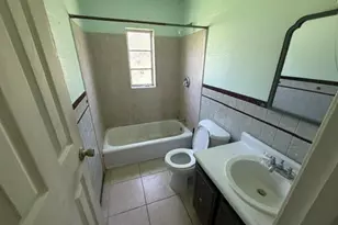 324 New York Dr, Fort Myers, FL 33905 - Photo 15