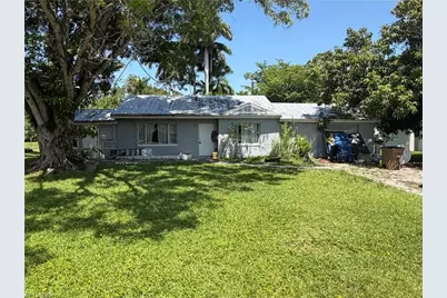 324 New York Dr, Fort Myers, FL 33905 - Photo 1