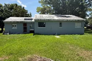324 New York Dr, Fort Myers, FL 33905 - Photo 3