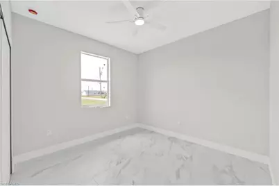 3433 NE 14th Pl, Cape Coral, FL 33909 - Photo 25