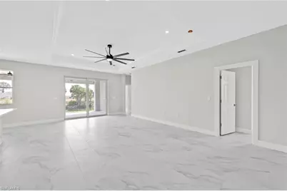 3433 NE 14th Pl, Cape Coral, FL 33909 - Photo 9