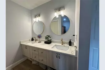 1626 SE 2nd St, Cape Coral, FL 33990 - Photo 5
