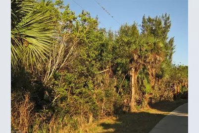 6095 Dinkins Lake Rd, Sanibel, FL 33957 - Photo 7