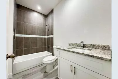 537 Greenbriar Blvd, Lehigh Acres, FL 33972 - Photo 9