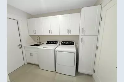 6950 Overlook Dr, Fort Myers, FL 33919 - Photo 9