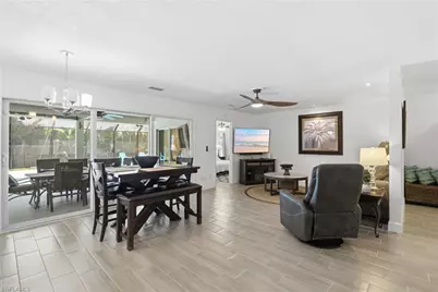 27160 Edenbridge Ct, Bonita Springs, FL 34135 - Photo 5