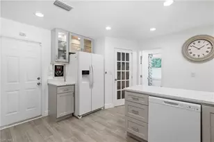 27160 Edenbridge Ct, Bonita Springs, FL 34135 - Photo 9